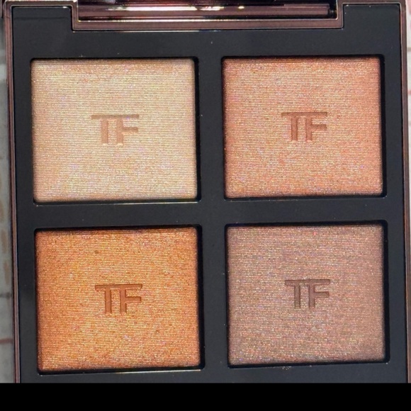 Tom Ford Eye Color Quad Eyeshadow Pallette 04 Suspicion NWT $95R - Picture 10 of 12